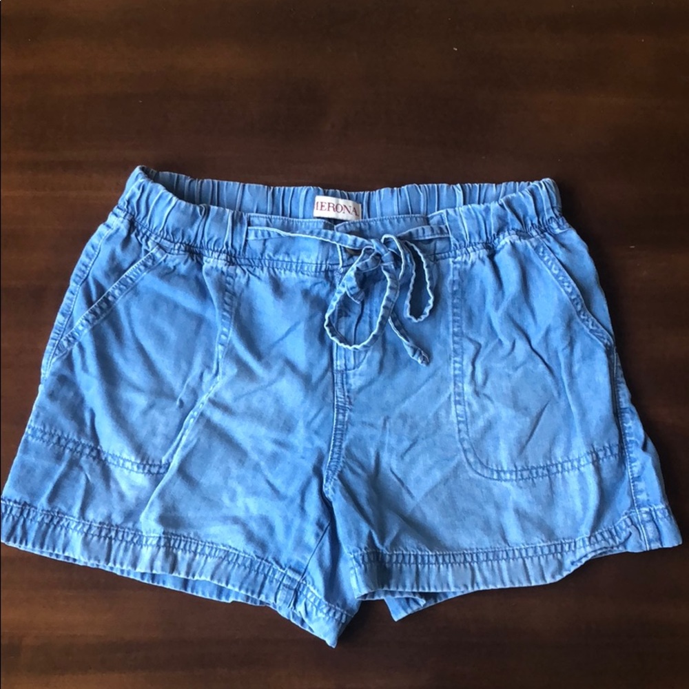 Flowy denim shorts